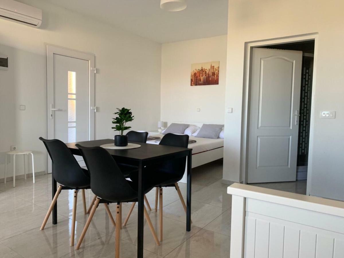 Nelany Apartment Zubovići Екстериор снимка