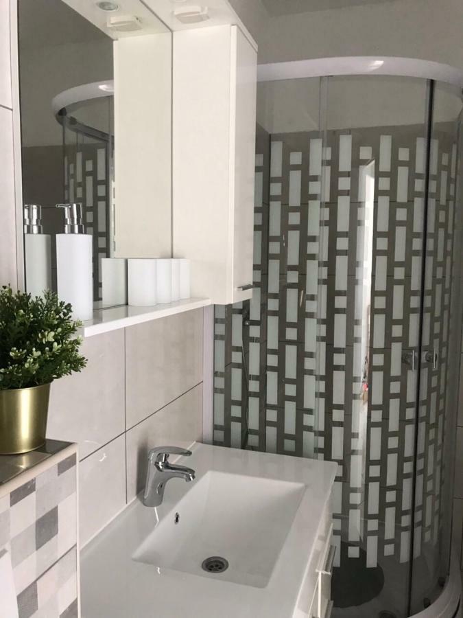 Nelany Apartment Zubovići Екстериор снимка